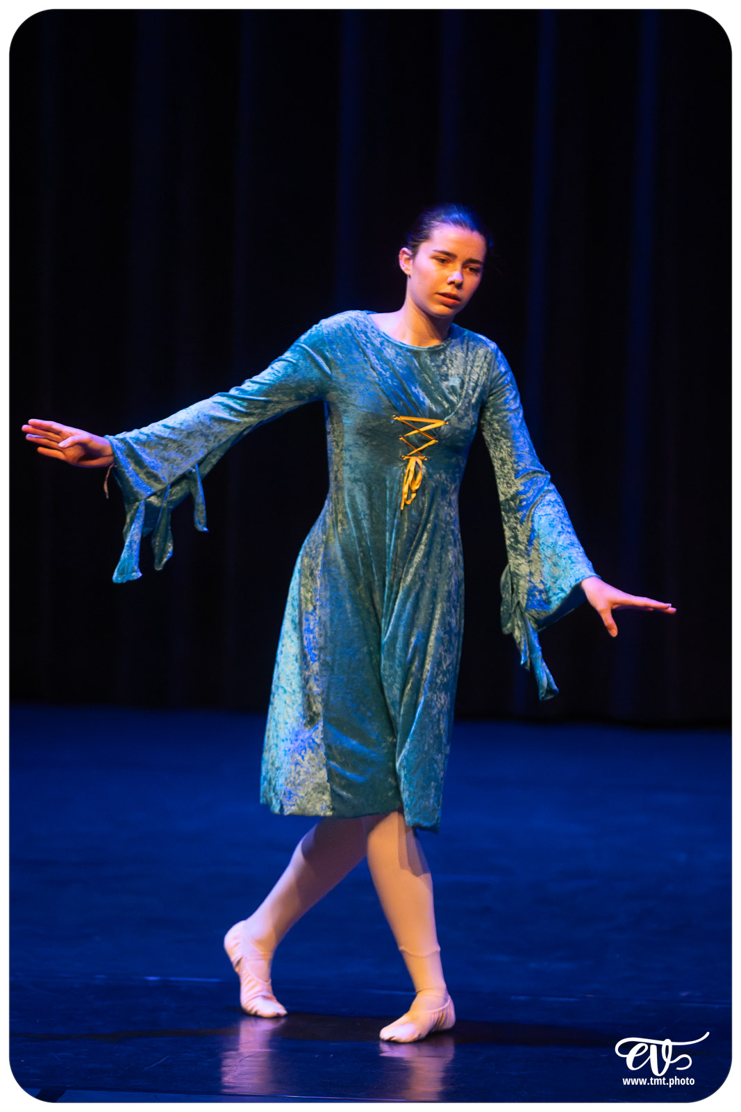 ECOLE DE DANSE CÉCILE ADAMOW